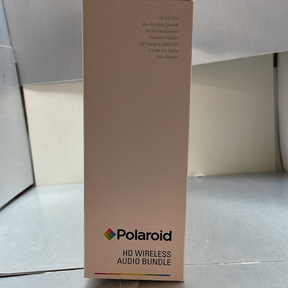 BNIB Polaroid Wireless Audio Bundle Headphone Bluetooth - Picture 3 of 6